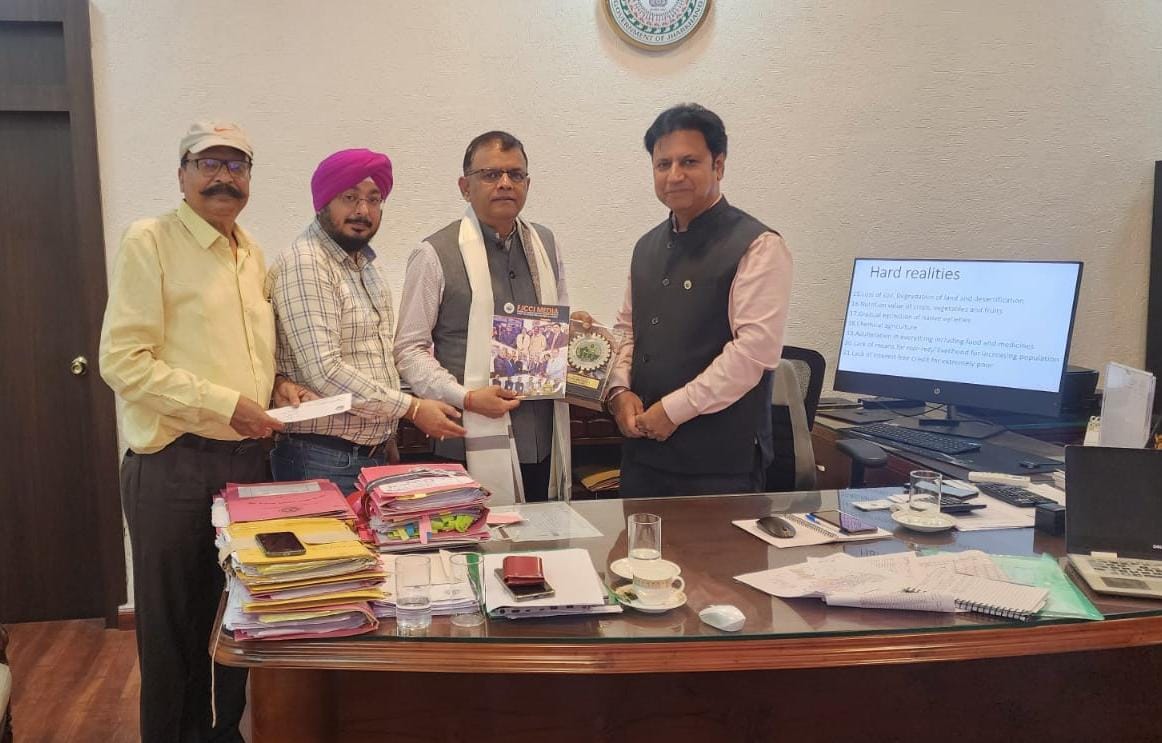 Green Initiatives: FJCCI Delegation Holds Talks with PCCF Siddharth Tripathi.