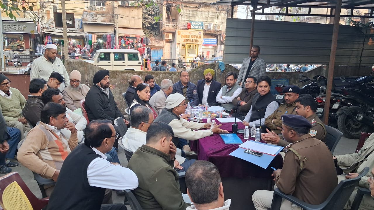 Police-Businessman Coordination Committee Holds Meeting at Daily Market Police Station.