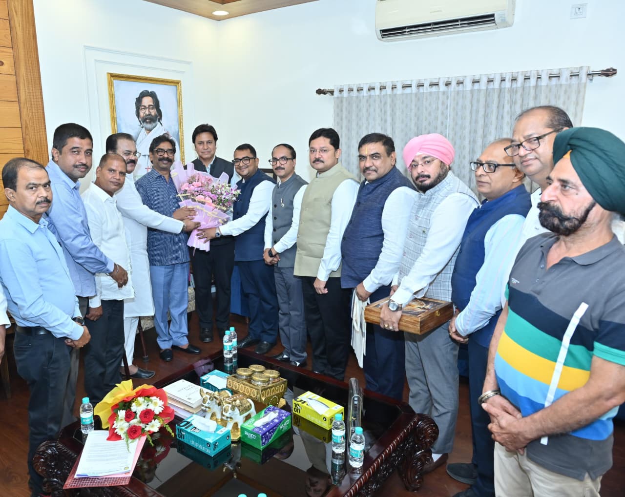 FJCCI Delegation Pays Courtesy Visit to CM Hemant Soren; Positive Talks Held on State’s Industrial Growth.