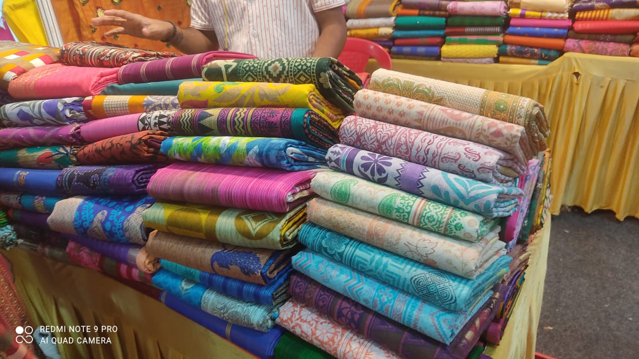 From Designer Sarees to Smart Kitchenware: Mega Trade Fair Witnesses Heavy Footfall for Lifestyle Goods